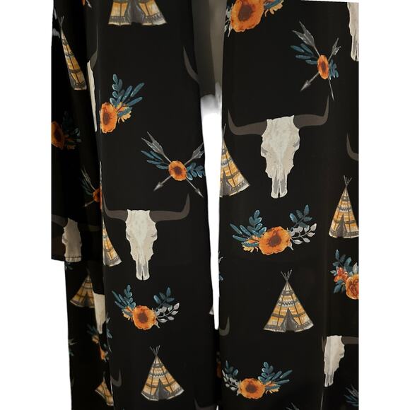 Boot Barn Berry N Cream Women’s Black Cow Skull Floral Boho Western Kimono OS - Picture 2 of 3